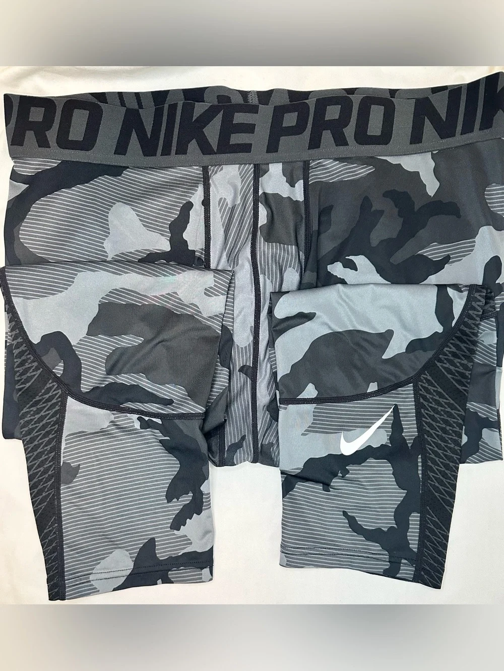 Nike Pro Compression Tights Camo Gray Black Men’s XL 20” Inseam Dri-FIT